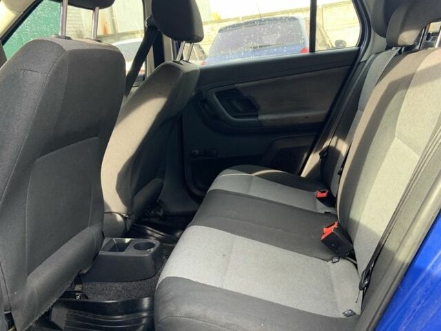 Шкода Фабия 2009 в Черкассах на Automoto.ua Синий Шкода Фабия, объемом двигателя 1.2 л и пробегом 293 тыс. км за 5000 $, фото 7 на Automoto.ua