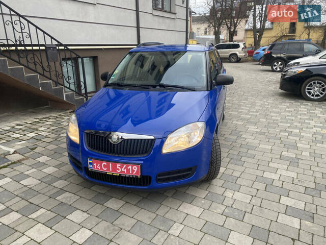 Синий Шкода Фабия, объемом двигателя 1.2 л и пробегом 189 тыс. км за 4300 $, фото 1 на Automoto.ua