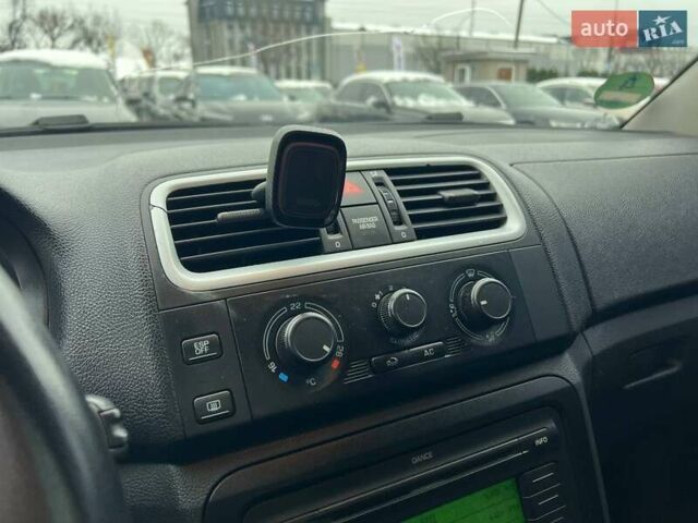 Синій Шкода Фабія, об'ємом двигуна 1.6 л та пробігом 230 тис. км за 6800 $, фото 14 на Automoto.ua