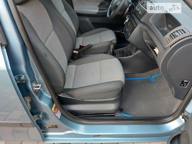 Синий Шкода Фабия, объемом двигателя 1.2 л и пробегом 161 тыс. км за 4750 $, фото 62 на Automoto.ua
