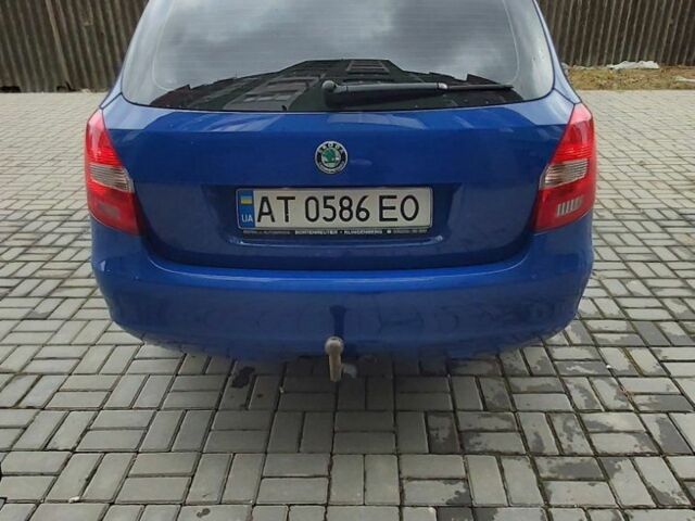 Синій Шкода Фабія, об'ємом двигуна 1.6 л та пробігом 210 тис. км за 5800 $, фото 5 на Automoto.ua