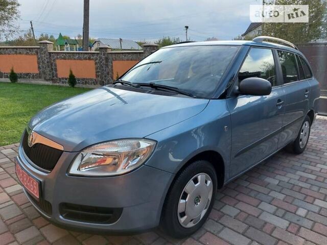 Синий Шкода Фабия, объемом двигателя 1.2 л и пробегом 161 тыс. км за 4750 $, фото 15 на Automoto.ua