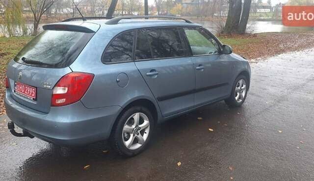 Синий Шкода Фабия, объемом двигателя 1.4 л и пробегом 200 тыс. км за 5900 $, фото 5 на Automoto.ua