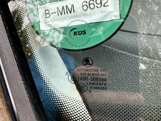 Синій Шкода Фабія, об'ємом двигуна 1.6 л та пробігом 178 тис. км за 6800 $, фото 16 на Automoto.ua