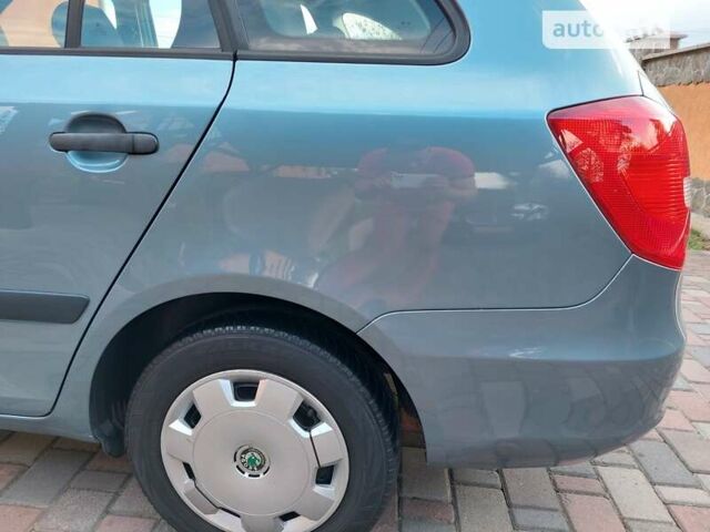 Синий Шкода Фабия, объемом двигателя 1.2 л и пробегом 161 тыс. км за 4750 $, фото 38 на Automoto.ua