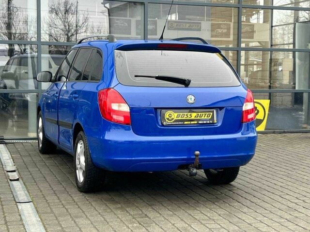 Синій Шкода Фабія, об'ємом двигуна 1.6 л та пробігом 230 тис. км за 6800 $, фото 4 на Automoto.ua