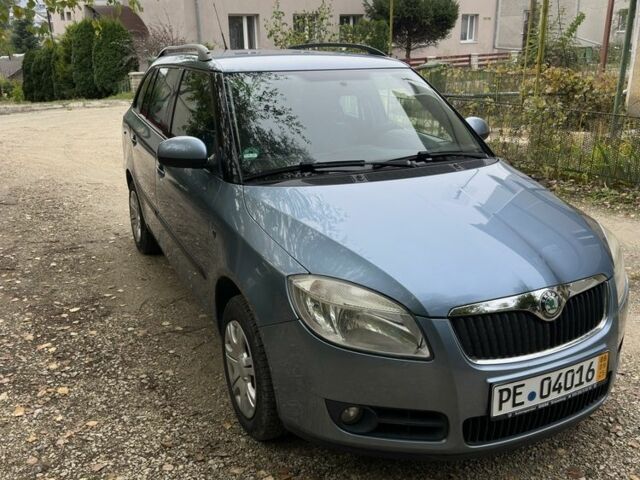Синій Шкода Фабія, об'ємом двигуна 1.6 л та пробігом 178 тис. км за 6800 $, фото 3 на Automoto.ua