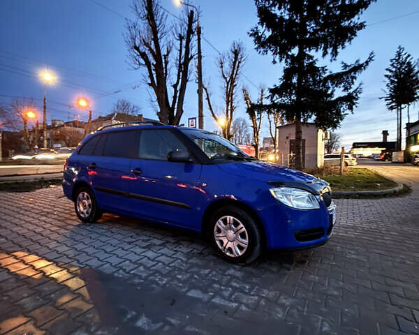 Синий Шкода Фабия, объемом двигателя 1.2 л и пробегом 209 тыс. км за 4100 $, фото 8 на Automoto.ua