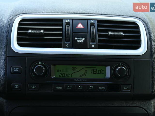 Синий Шкода Фабия, объемом двигателя 1.39 л и пробегом 178 тыс. км за 5950 $, фото 21 на Automoto.ua