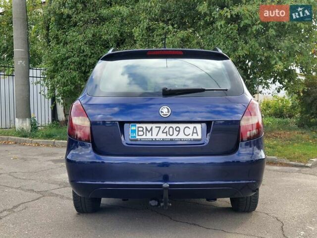 Синий Шкода Фабия, объемом двигателя 1.6 л и пробегом 225 тыс. км за 6500 $, фото 12 на Automoto.ua