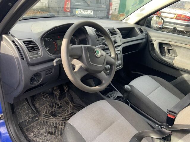 Шкода Фабия 2009 в Черкассах на Automoto.ua Синий Шкода Фабия, объемом двигателя 1.2 л и пробегом 293 тыс. км за 5000 $, фото 1 на Automoto.ua