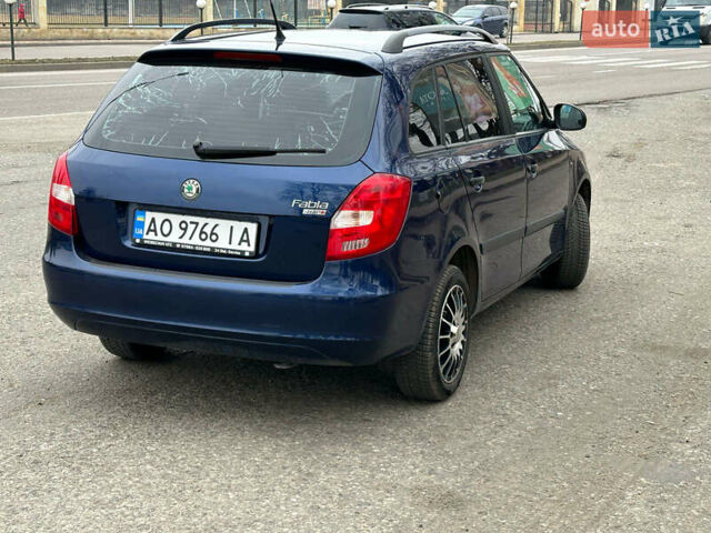 Синий Шкода Фабия, объемом двигателя 1.2 л и пробегом 160 тыс. км за 4500 $, фото 3 на Automoto.ua