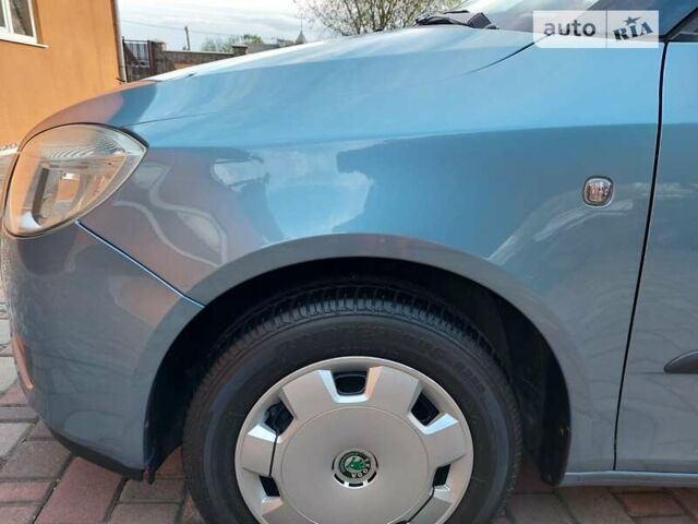 Синий Шкода Фабия, объемом двигателя 1.2 л и пробегом 161 тыс. км за 4750 $, фото 35 на Automoto.ua