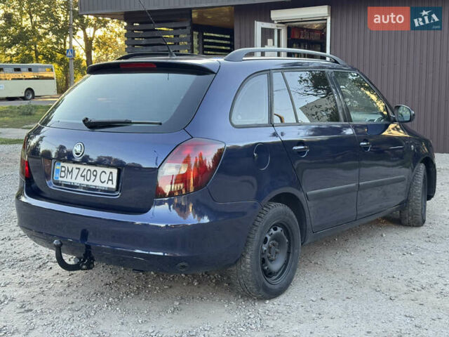 Синий Шкода Фабия, объемом двигателя 1.6 л и пробегом 250 тыс. км за 6200 $, фото 3 на Automoto.ua