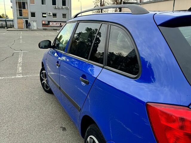 Синій Шкода Фабія, об'ємом двигуна 1.2 л та пробігом 189 тис. км за 4800 $, фото 6 на Automoto.ua