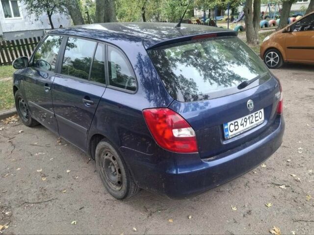 Синий Шкода Фабия, объемом двигателя 1.2 л и пробегом 300 тыс. км за 3300 $, фото 6 на Automoto.ua