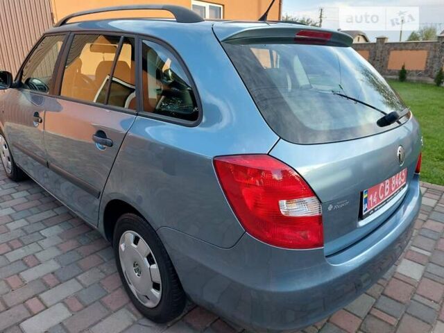Синий Шкода Фабия, объемом двигателя 1.2 л и пробегом 161 тыс. км за 4750 $, фото 21 на Automoto.ua