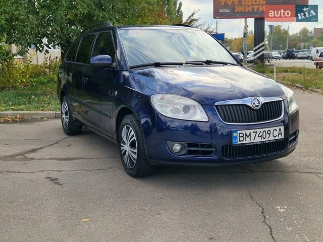 Синий Шкода Фабия, объемом двигателя 1.6 л и пробегом 225 тыс. км за 6500 $, фото 4 на Automoto.ua