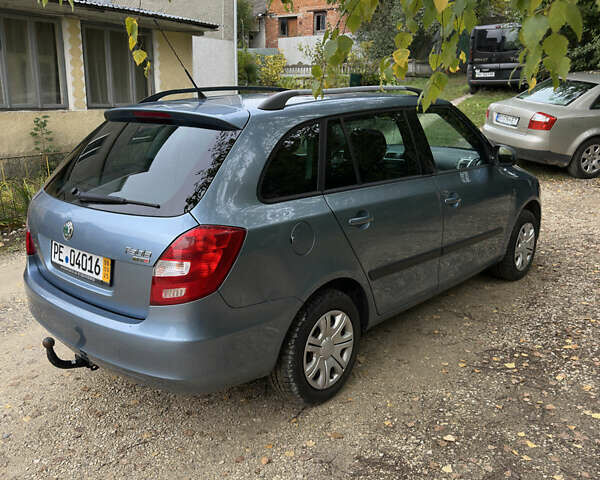 Синій Шкода Фабія, об'ємом двигуна 1.6 л та пробігом 178 тис. км за 6800 $, фото 10 на Automoto.ua