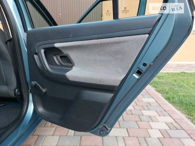 Синий Шкода Фабия, объемом двигателя 1.2 л и пробегом 161 тыс. км за 4750 $, фото 66 на Automoto.ua