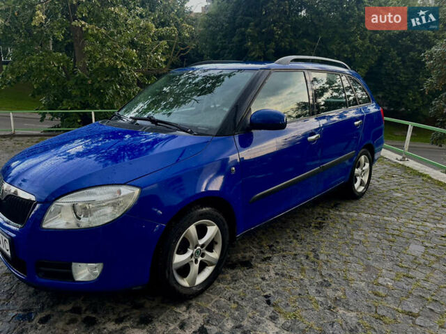 Синий Шкода Фабия, объемом двигателя 1.39 л и пробегом 186 тыс. км за 5750 $, фото 10 на Automoto.ua