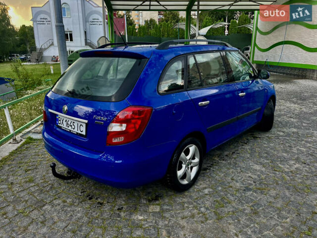 Синий Шкода Фабия, объемом двигателя 1.39 л и пробегом 186 тыс. км за 5750 $, фото 2 на Automoto.ua