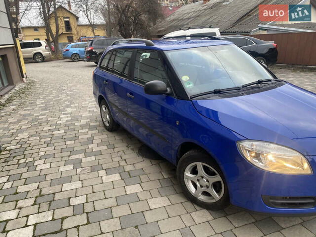 Синий Шкода Фабия, объемом двигателя 1.2 л и пробегом 189 тыс. км за 4300 $, фото 4 на Automoto.ua