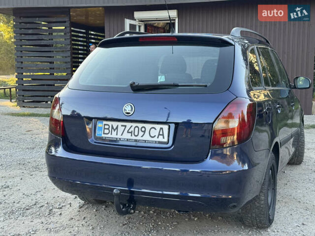 Синий Шкода Фабия, объемом двигателя 1.6 л и пробегом 250 тыс. км за 6200 $, фото 4 на Automoto.ua