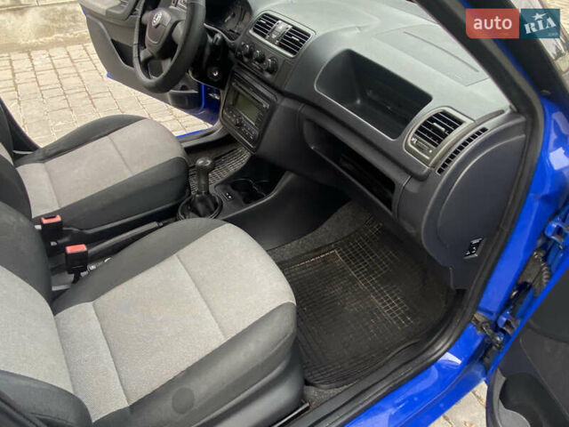 Синій Шкода Фабія, об'ємом двигуна 1.2 л та пробігом 189 тис. км за 4550 $, фото 15 на Automoto.ua