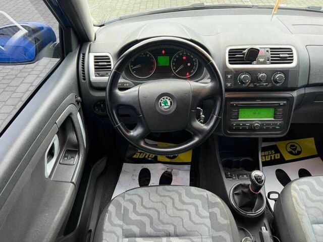 Синій Шкода Фабія, об'ємом двигуна 1.6 л та пробігом 230 тис. км за 6800 $, фото 11 на Automoto.ua