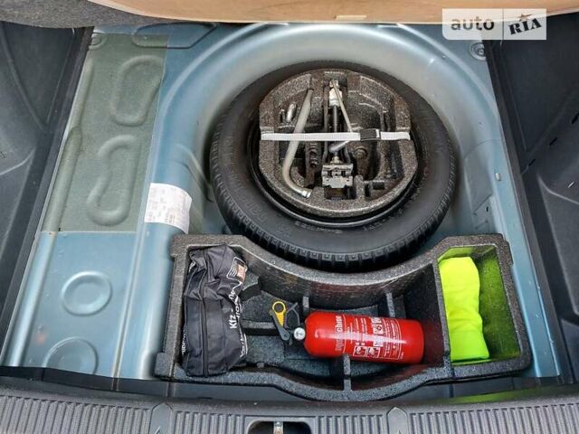 Синий Шкода Фабия, объемом двигателя 1.2 л и пробегом 161 тыс. км за 4750 $, фото 74 на Automoto.ua