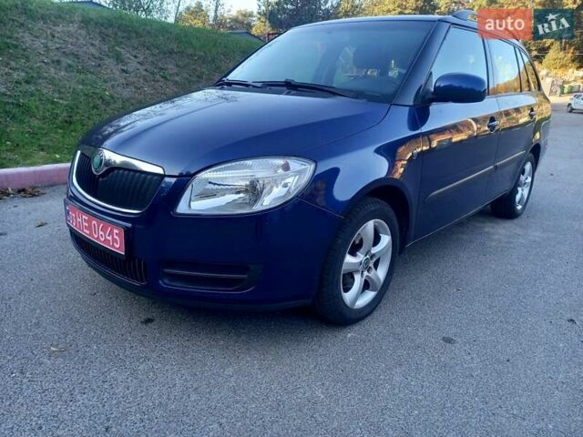 Синий Шкода Фабия, объемом двигателя 1.6 л и пробегом 230 тыс. км за 7550 $, фото 131 на Automoto.ua