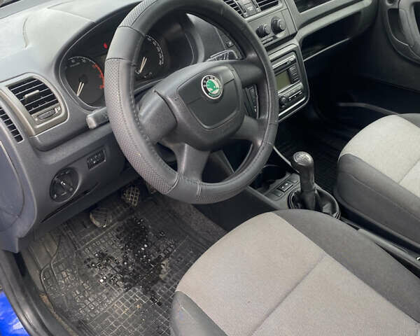 Синій Шкода Фабія, об'ємом двигуна 1.2 л та пробігом 189 тис. км за 4550 $, фото 9 на Automoto.ua