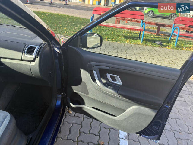 Синий Шкода Фабия, объемом двигателя 1.2 л и пробегом 220 тыс. км за 4700 $, фото 14 на Automoto.ua