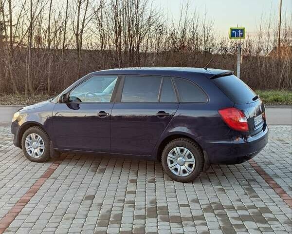 Синий Шкода Фабия, объемом двигателя 1.6 л и пробегом 209 тыс. км за 5150 $, фото 7 на Automoto.ua
