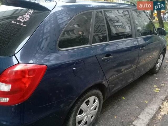 Шкода Фабия 2010 в Виннице на Automoto.ua Синий Шкода Фабия, объемом двигателя 1.2 л и пробегом 240 тыс. км за 4700 $, фото 5 на Automoto.ua