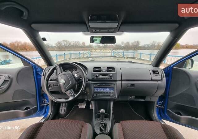Синий Шкода Фабия, объемом двигателя 1.4 л и пробегом 222 тыс. км за 8100 $, фото 14 на Automoto.ua