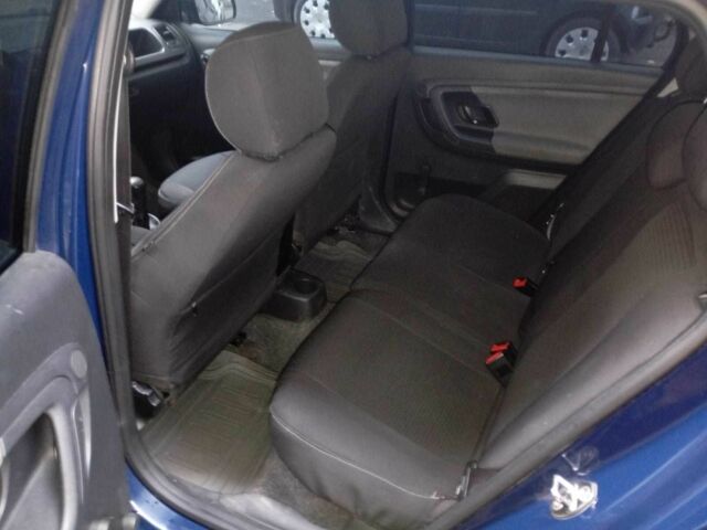 Шкода Фабия 2010 в Виннице на Automoto.ua Синий Шкода Фабия, объемом двигателя 1.2 л и пробегом 204 тыс. км за 4600 $, фото 13 на Automoto.ua