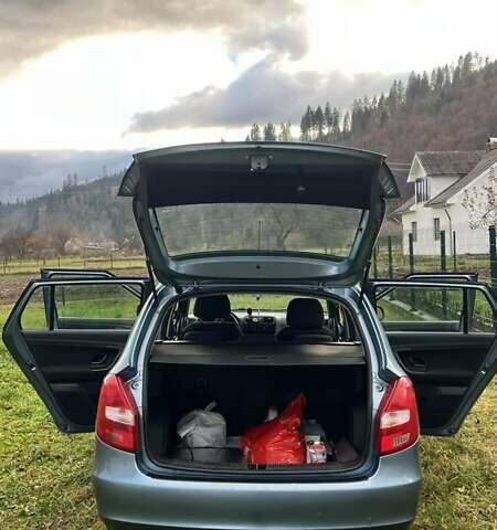 Синий Шкода Фабия, объемом двигателя 1.2 л и пробегом 254 тыс. км за 4700 $, фото 9 на Automoto.ua