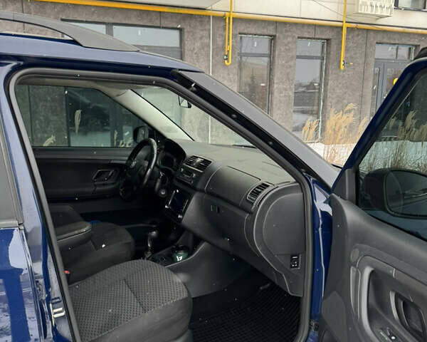 Синий Шкода Фабия, объемом двигателя 1.2 л и пробегом 255 тыс. км за 4350 $, фото 24 на Automoto.ua