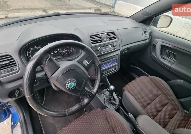 Синий Шкода Фабия, объемом двигателя 1.4 л и пробегом 222 тыс. км за 8100 $, фото 16 на Automoto.ua
