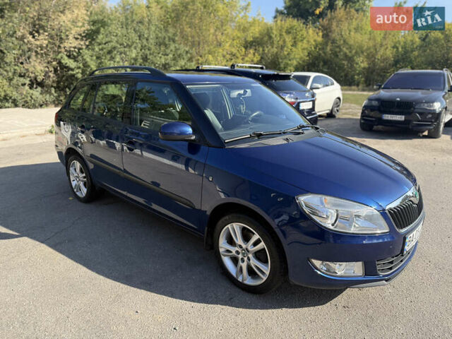 Синий Шкода Фабия, объемом двигателя 1.2 л и пробегом 195 тыс. км за 6600 $, фото 1 на Automoto.ua