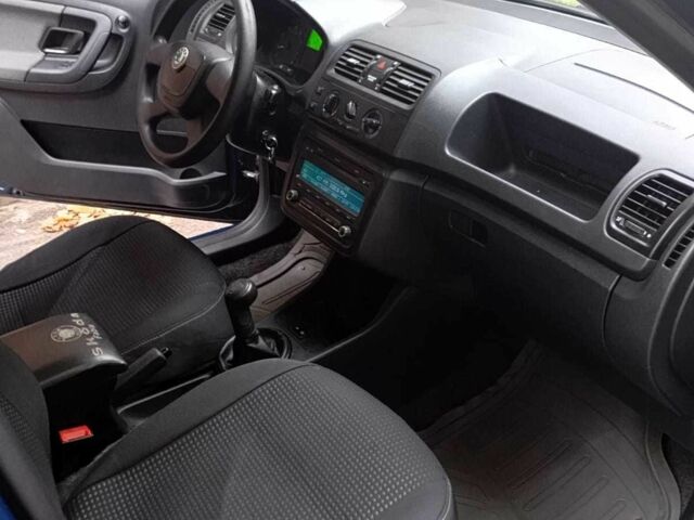 Шкода Фабия 2010 в Виннице на Automoto.ua Синий Шкода Фабия, объемом двигателя 1.2 л и пробегом 204 тыс. км за 4600 $, фото 11 на Automoto.ua