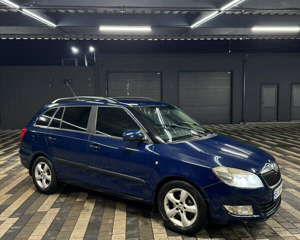 Синий Шкода Фабия, объемом двигателя 1.2 л и пробегом 255 тыс. км за 4250 $, фото 6 на Automoto.ua