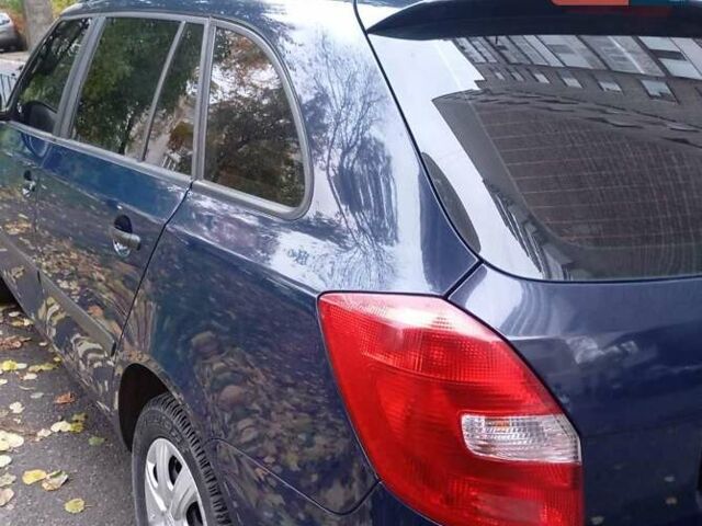 Шкода Фабия 2010 в Виннице на Automoto.ua Синий Шкода Фабия, объемом двигателя 1.2 л и пробегом 240 тыс. км за 4700 $, фото 3 на Automoto.ua