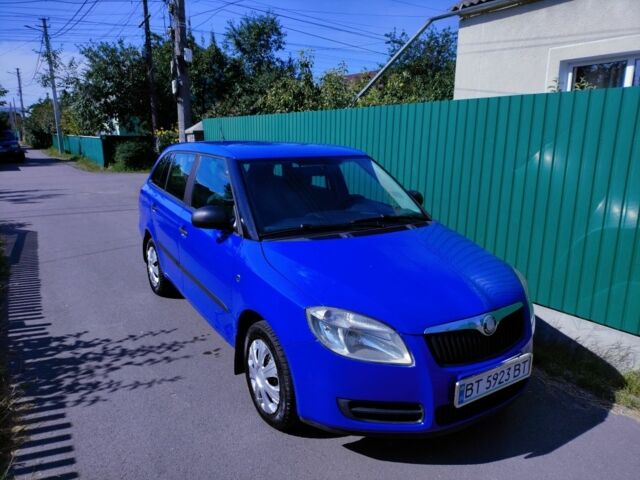 Синий Шкода Фабия, объемом двигателя 0 л и пробегом 310 тыс. км за 4000 $, фото 21 на Automoto.ua