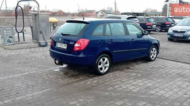 Синий Шкода Фабия, объемом двигателя 1.2 л и пробегом 222 тыс. км за 4500 $, фото 3 на Automoto.ua