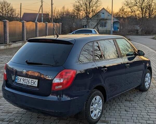 Синий Шкода Фабия, объемом двигателя 1.6 л и пробегом 209 тыс. км за 5150 $, фото 6 на Automoto.ua