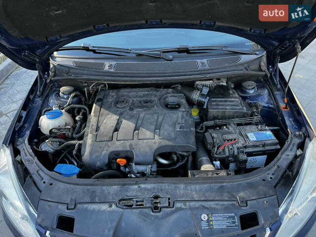 Синий Шкода Фабия, объемом двигателя 1.6 л и пробегом 221 тыс. км за 5499 $, фото 43 на Automoto.ua