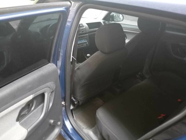 Шкода Фабия 2010 в Виннице на Automoto.ua Синий Шкода Фабия, объемом двигателя 1.2 л и пробегом 204 тыс. км за 4600 $, фото 8 на Automoto.ua